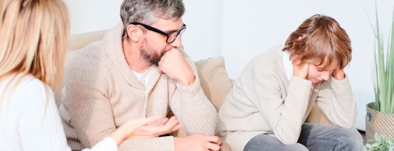 ¿Qué hacer cuando TU adolescente no quiere tomar la medicación?